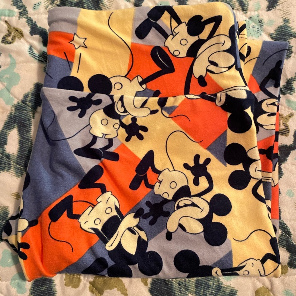 LuLaRoe OS Disney Mickey Mouse Leggings